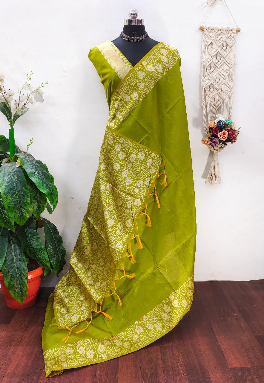 Banglori handloom raw silk saree with contrast jamdani weaving pallu