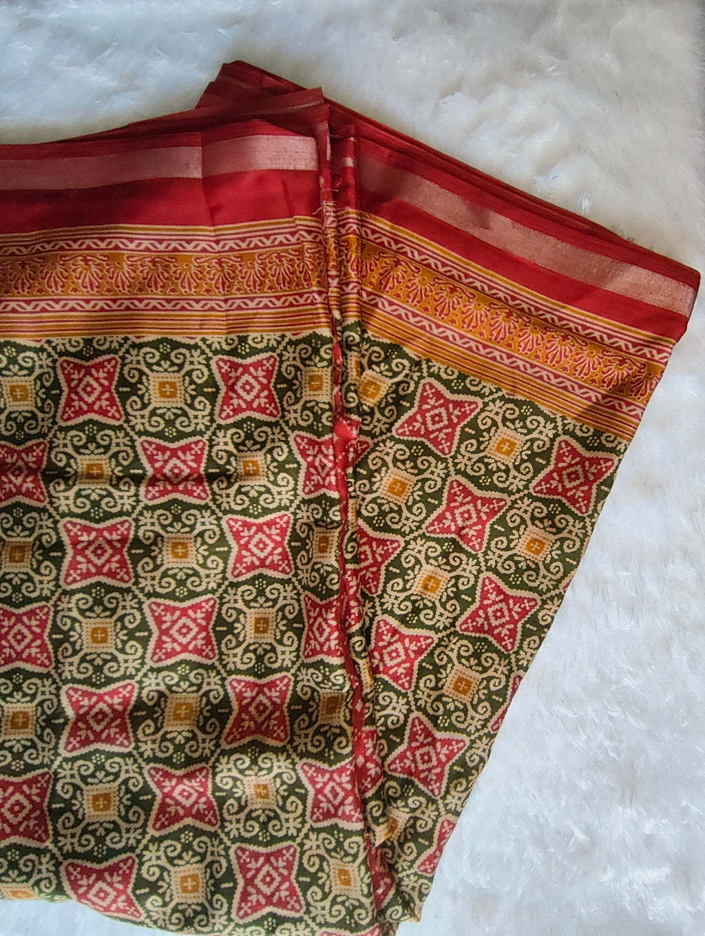 Traditional Cotton Silk Patola Saree in Red & Green