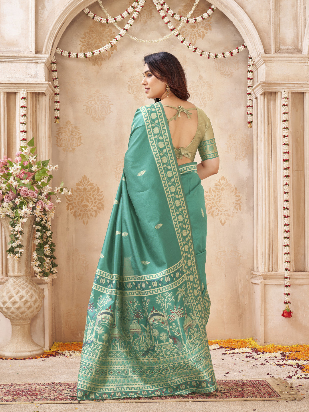 Soft Bangalore handloom raw silk saree with meenakari weaving work