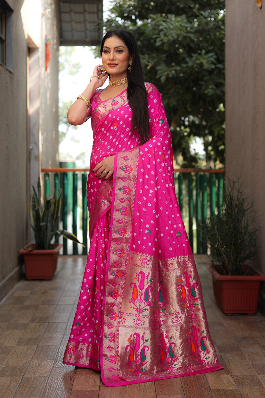 Bandhani Silk saree with bandhej and zari weaving work