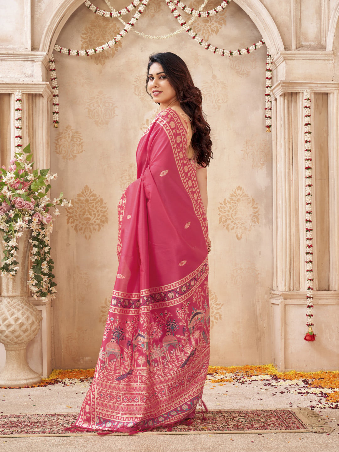 Soft Bangalore handloom raw silk saree with meenakari weaving work