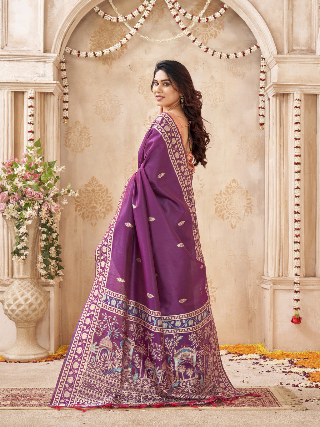 Soft Bangalore handloom raw silk saree with meenakari weaving work