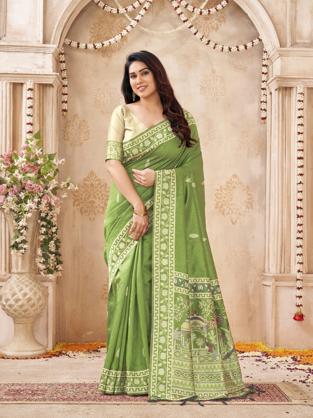 Soft Bangalore handloom raw silk saree with meenakari weaving work