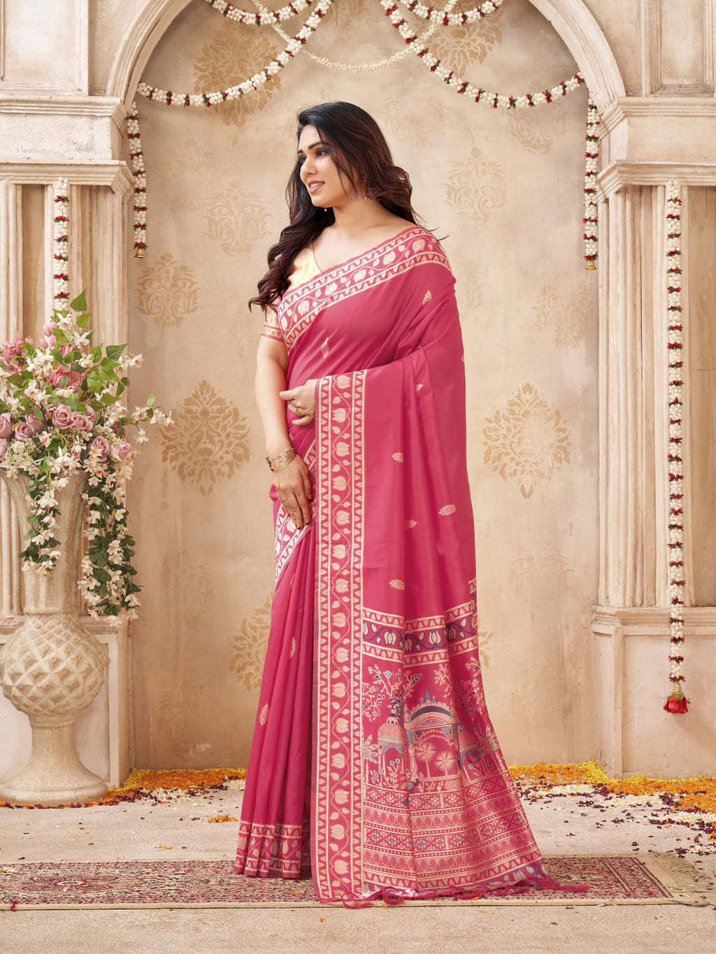 Soft Bangalore handloom raw silk saree with meenakari weaving work
