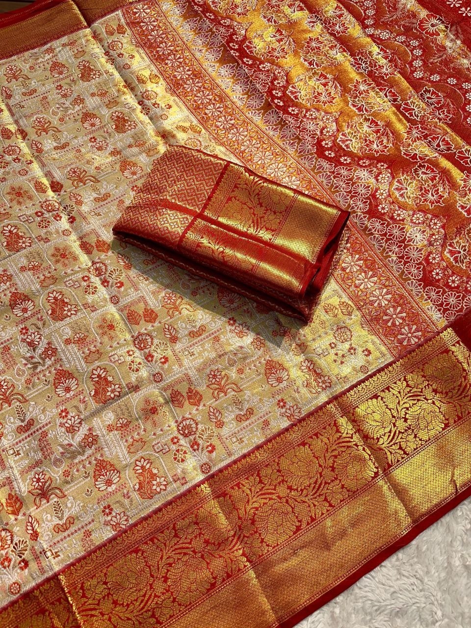 Soft kanchipuram silk saree with zari weaving work